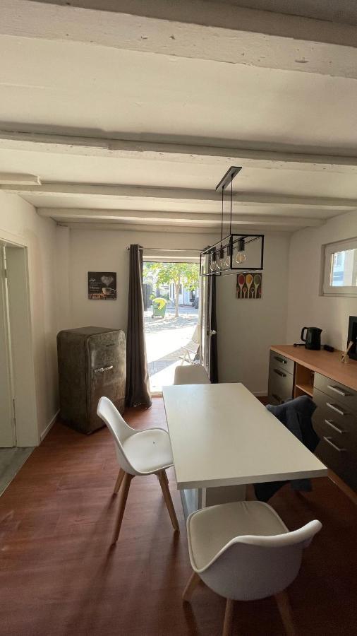 Oase Im Gruenen Hinterhof, Eg, Ruhe, Terrasse, Carport, Free Paytv, Kaffee&Tee, Fahrraeder Leilighet Duisburg Eksteriør bilde